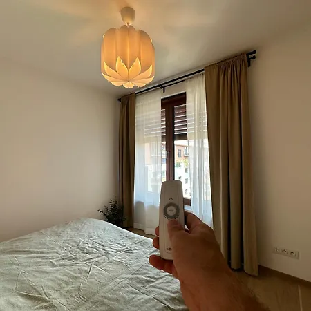 Zwirn1, Uplne Nové, Parkovanie, Klimatizacia, *