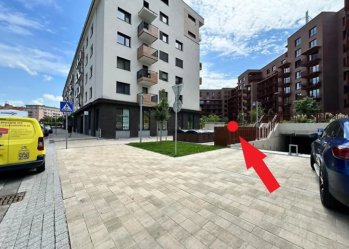 Zwirn1, Uplne Nove, Parkovanie, Klimatizacia, Apartman *
