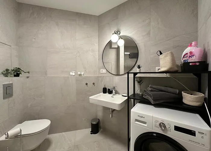 Apartman Zwirn1, Uplne Nove, Parkovanie, Klimatizacia, Pozsony