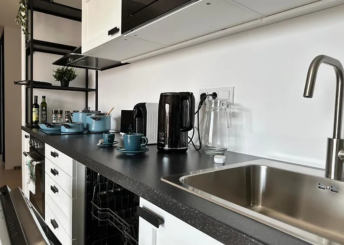 Zwirn1, Uplne Nove, Parkovanie, Klimatizacia, Apartman *