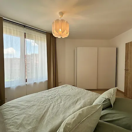 Zwirn1, Uplne Nove, Parkovanie, Klimatizacia, * Bratislava